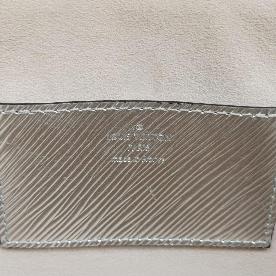 Louis Vuitton Epi Twist Shoulder Bag MM in Marine Orange | Pre-Owned Luxury