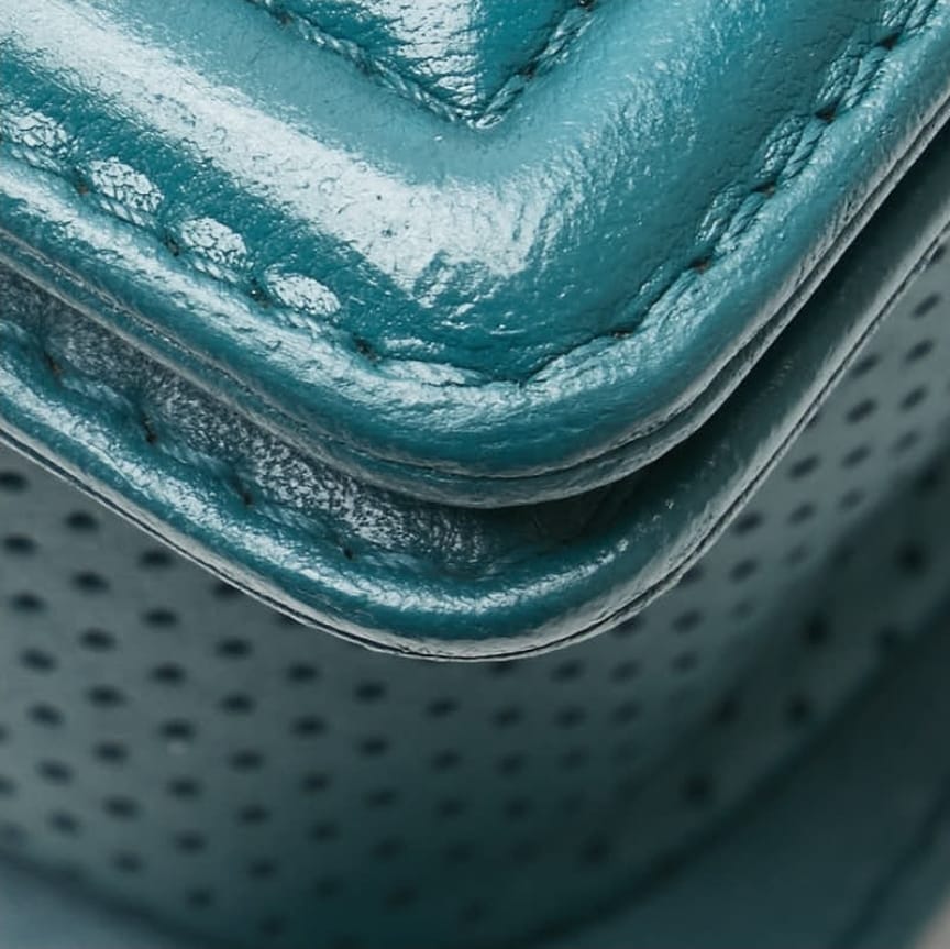 Chanel Matelassé Boy Chanel 25 | Pre-Owned | Green Turquoise Blue Lambskin