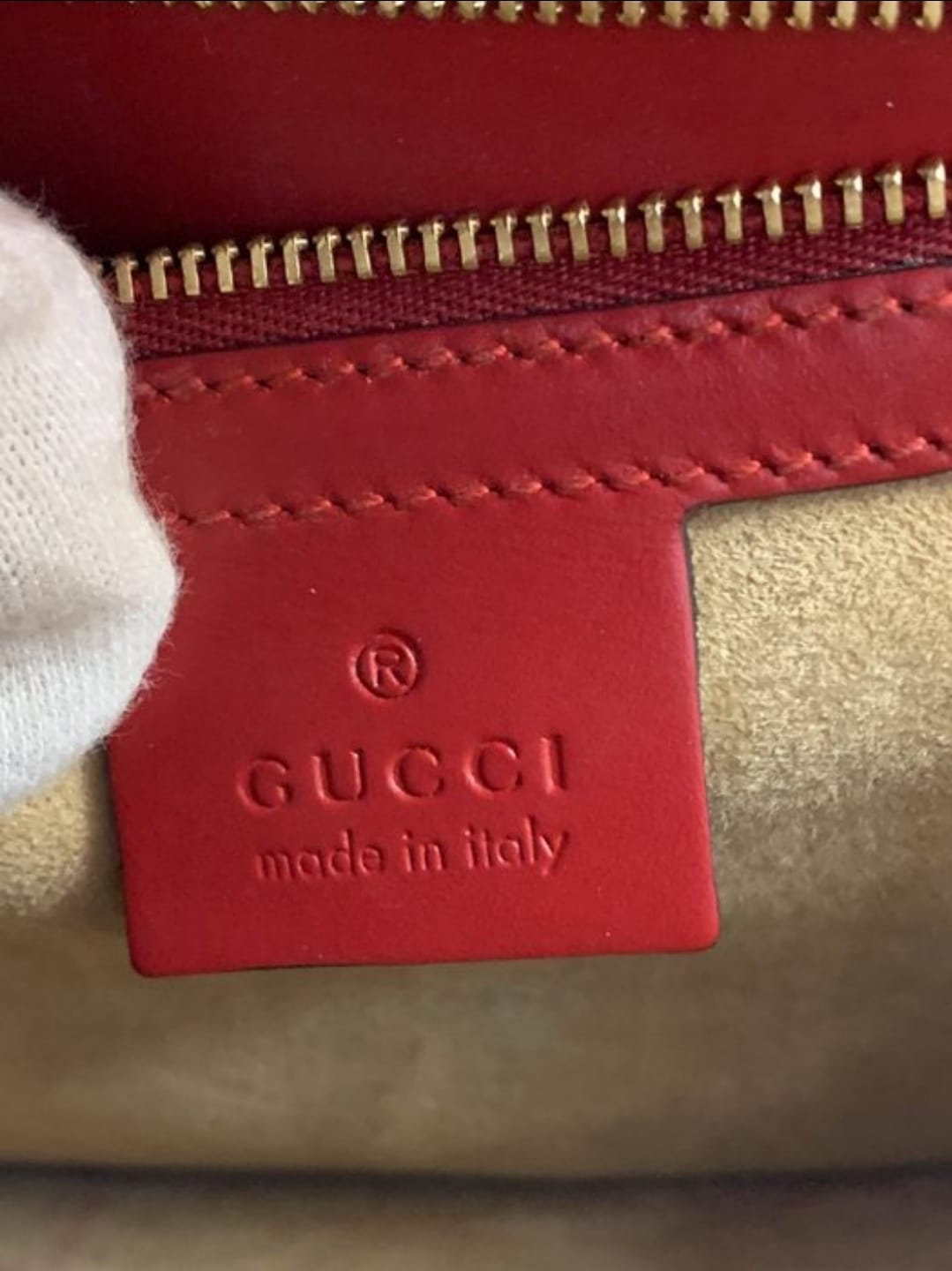 Gucci Sylvie Handbag | Pre-Owned Luxury