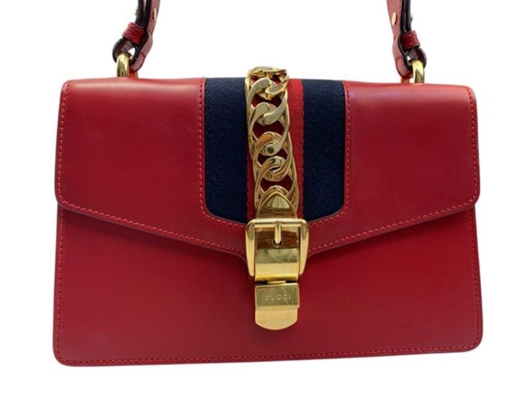 Gucci Sylvie Handbag | Pre-Owned Luxury