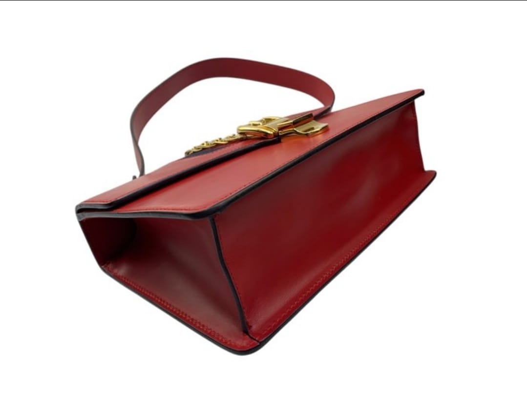 Gucci Sylvie Handbag | Pre-Owned Luxury