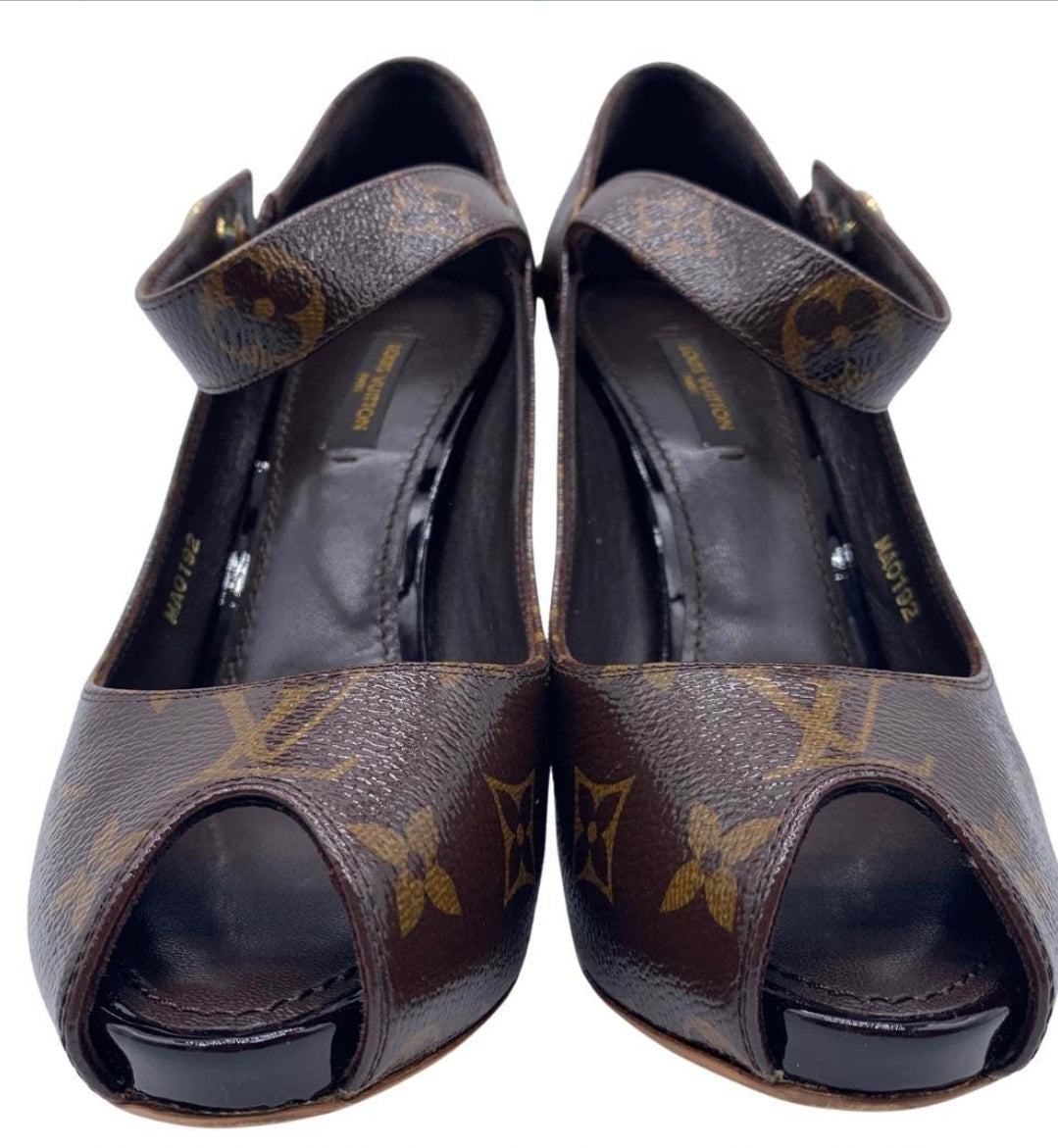 Louis Vuitton Monogram Canvas Ritual Mary Jane Pumps